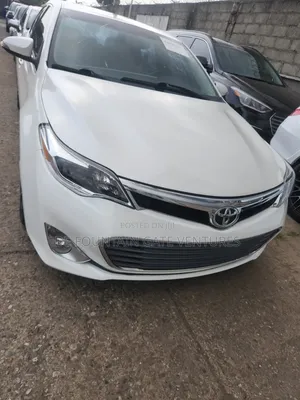 Toyota Avalon XLE 4dr Sedan (3.5L 6cyl 6A) 2014 White