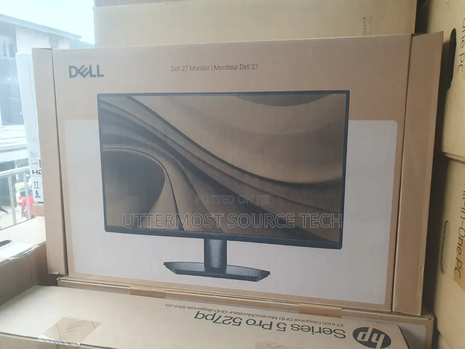 Dell 27 Inches