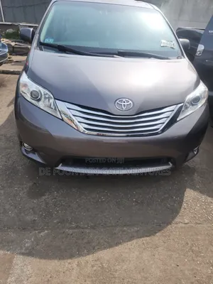 Toyota Sienna Limited 7 Passenger 2011 Gray