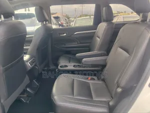 Toyota Highlander Limited Platinum 2019 White
