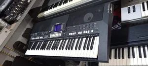 Uk Used PSR S550