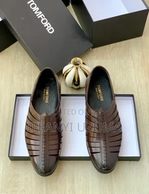 Classic Men Leather Sandals Shoe