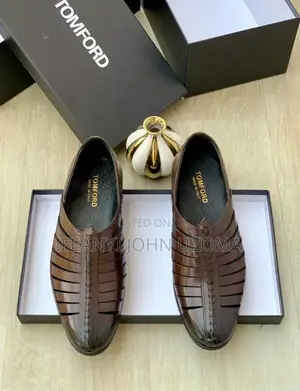 Classic Men Leather Sandals Shoe