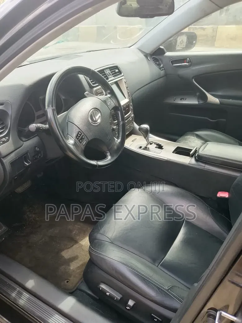Lexus IS 250 2010 Black