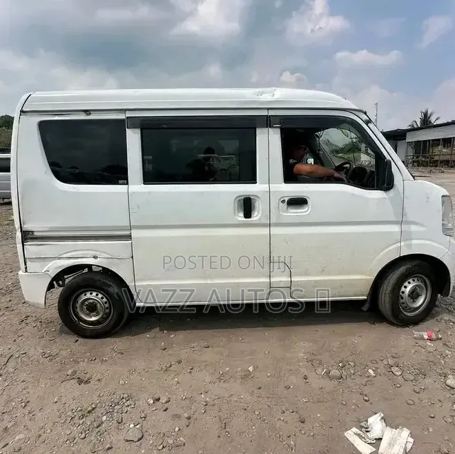 Suzuki Every 2010 Silver