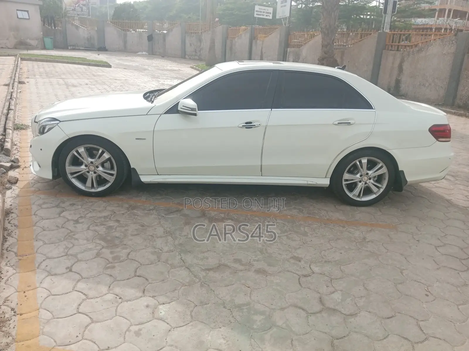 Mercedes-Benz E350 2012 White