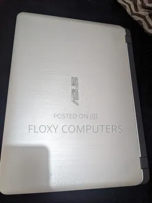 Laptop Asus ASUSPRO B9440UA 8GB Intel Core i3 SSD 256GB