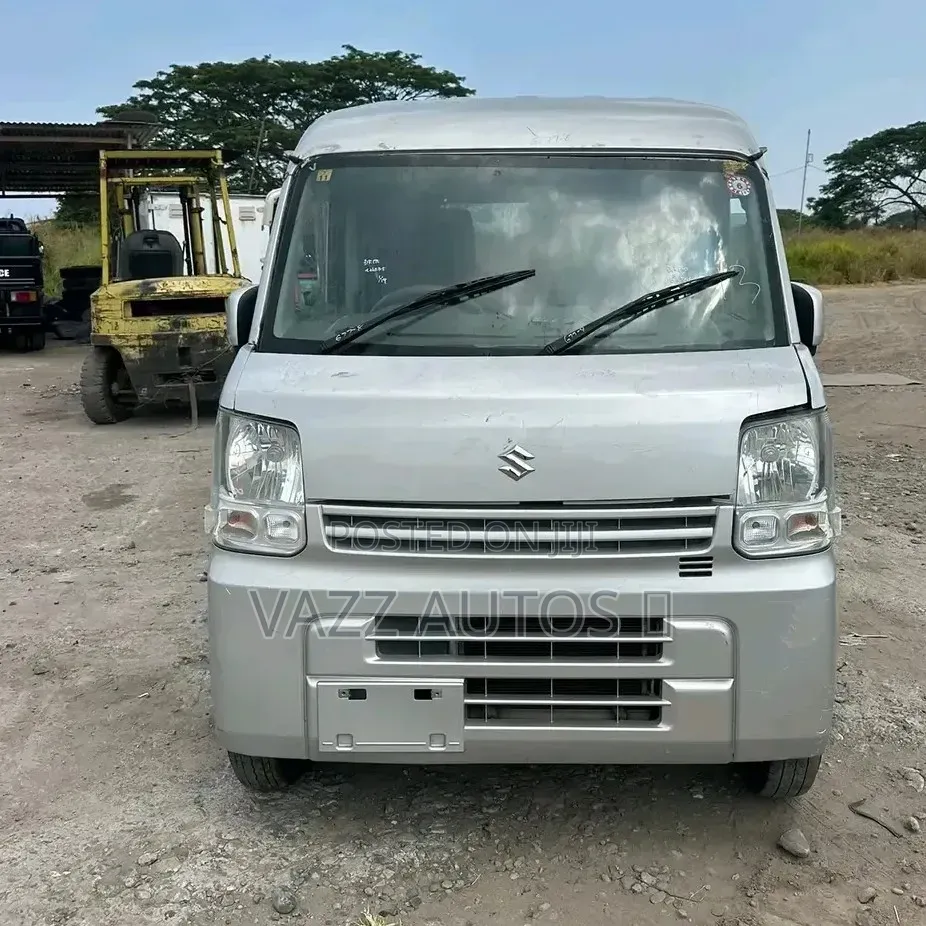 Suzuki Every 2010 Silver