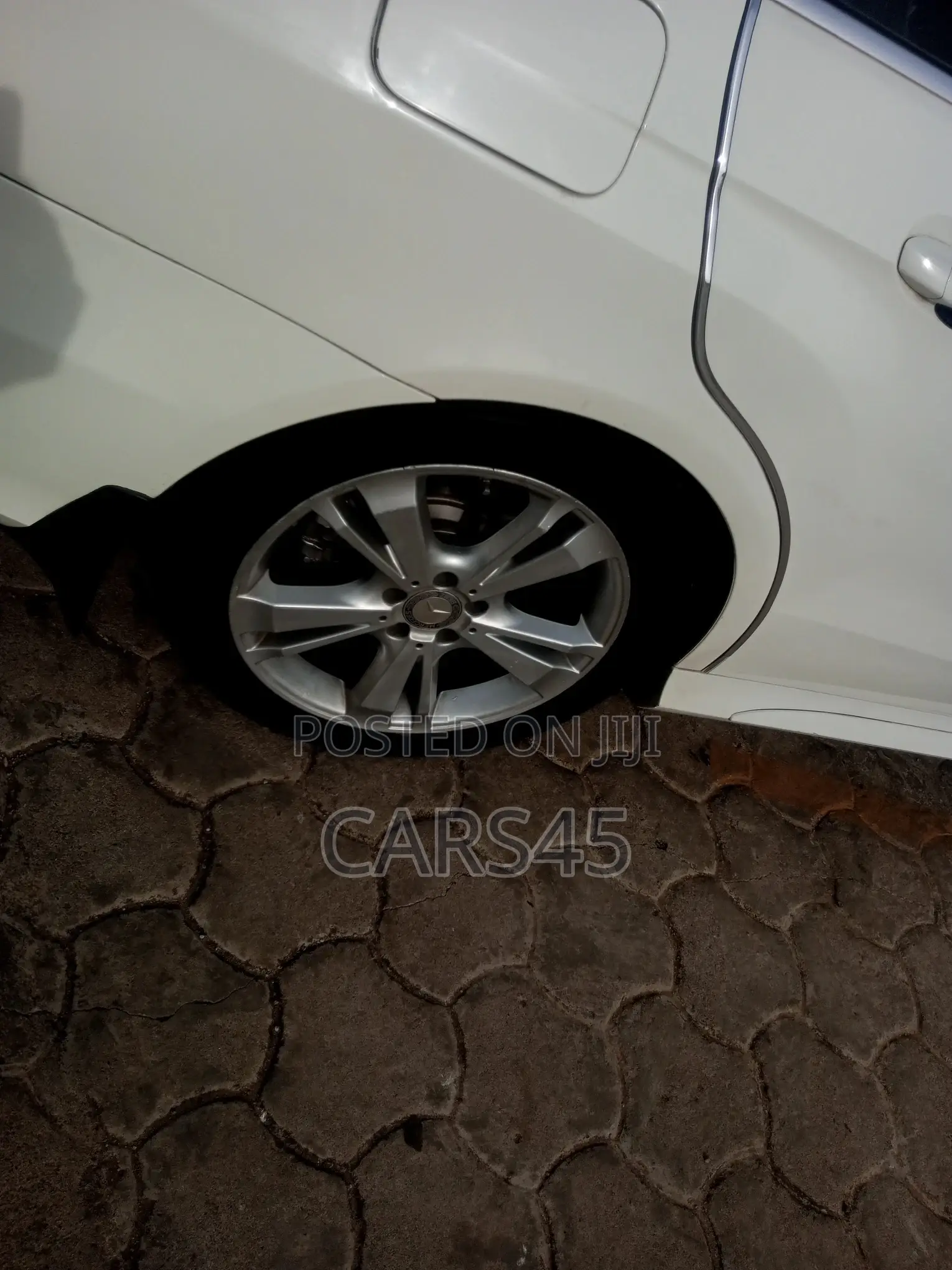 Mercedes-Benz E350 2012 White