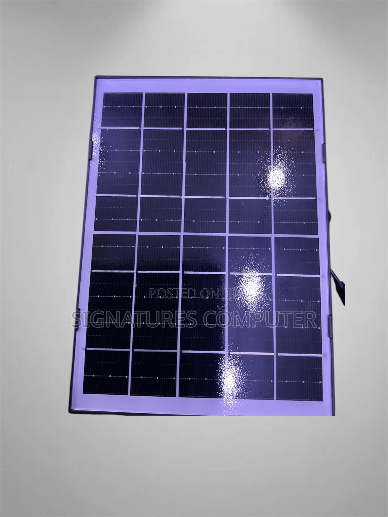 Solar Two Screens Outdoor Camera