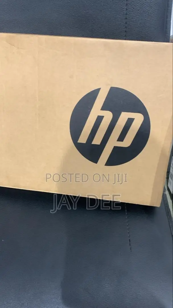 New Laptop HP 240 8GB Intel Core i3 SSD 256GB