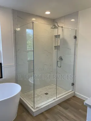 10mm Tampered Glass Shower Cubicle