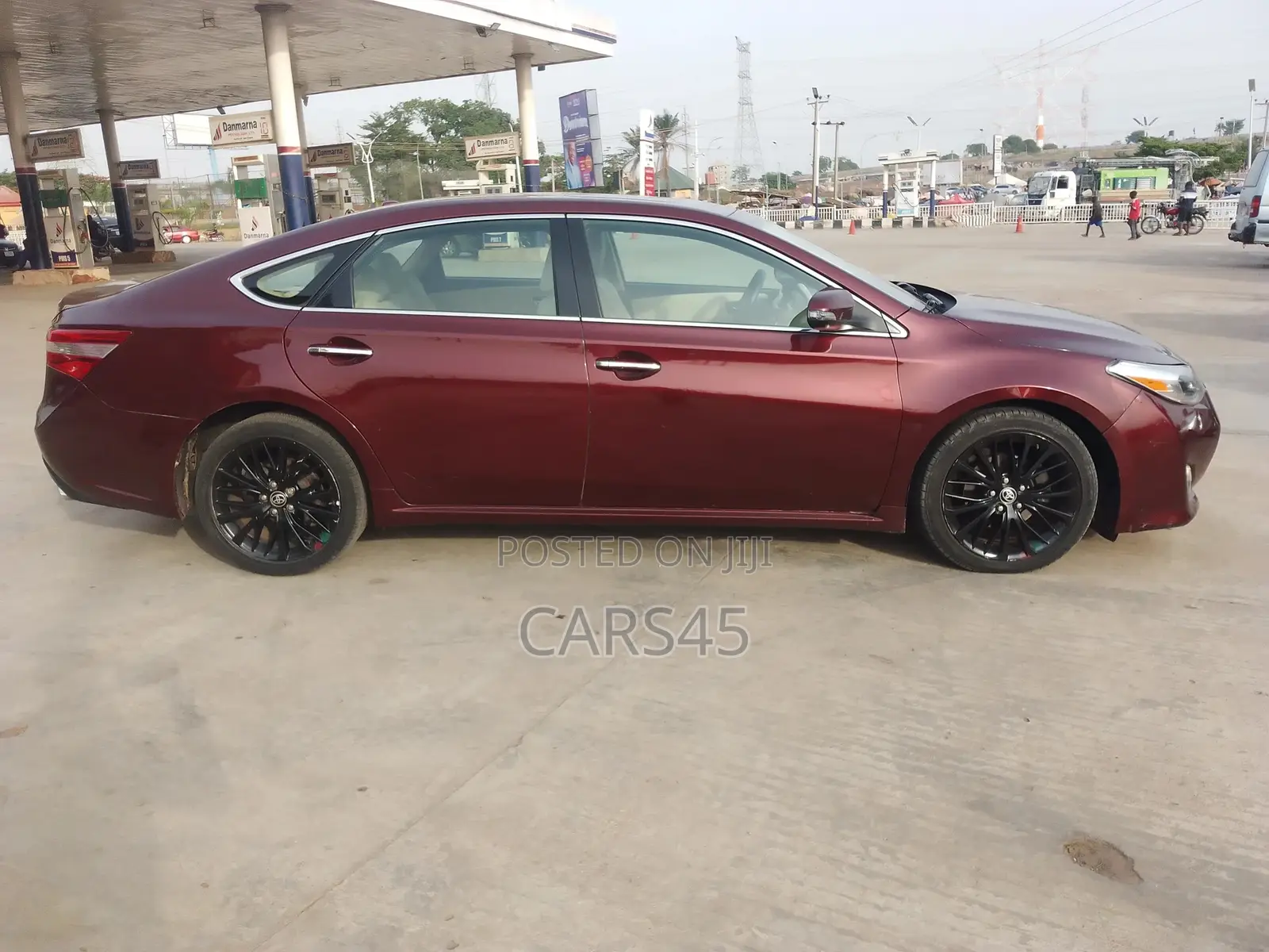 Toyota Avalon 2013 Red