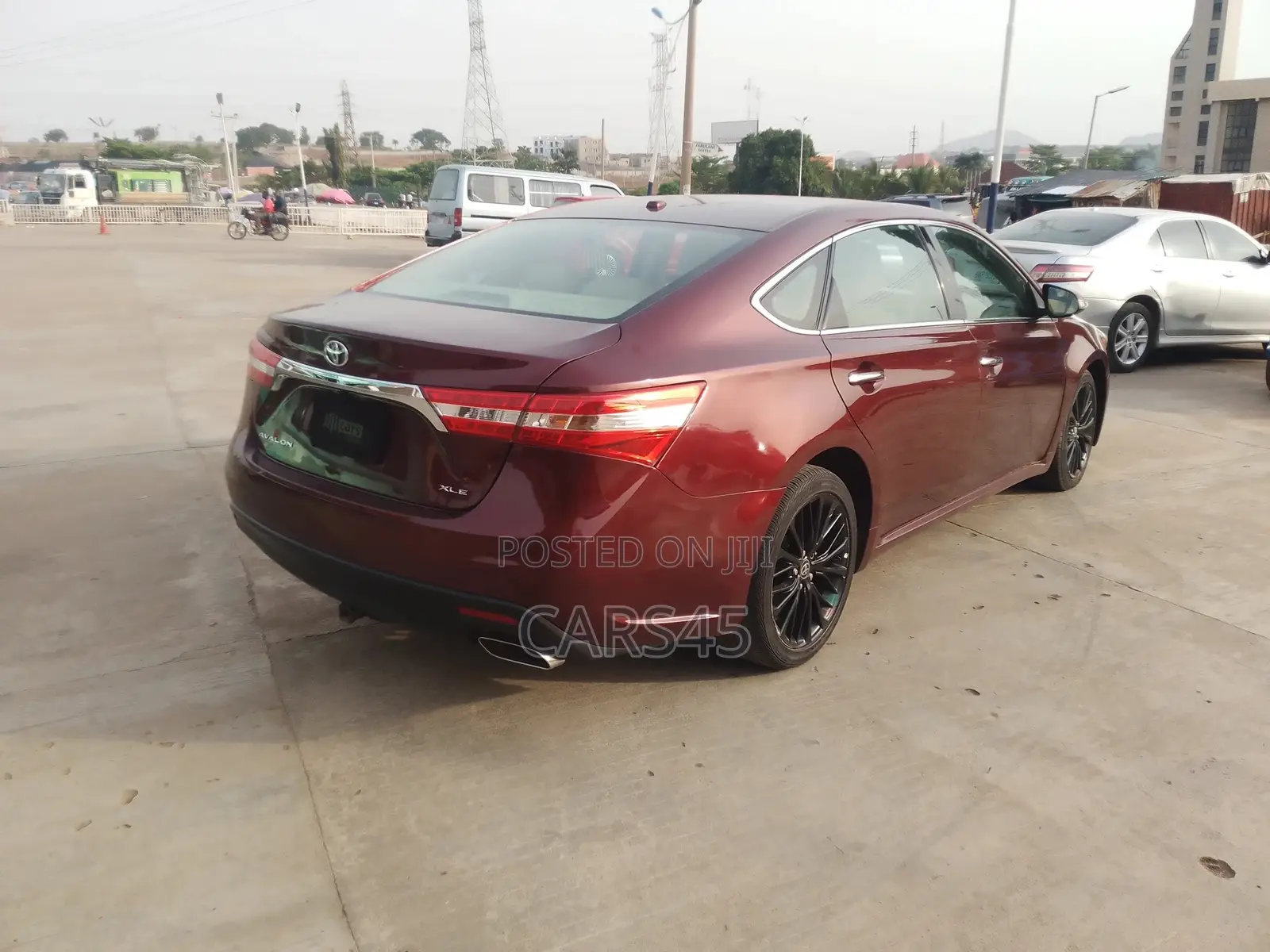 Toyota Avalon 2013 Red