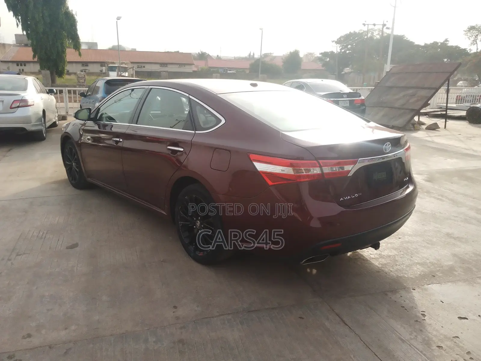 Toyota Avalon 2013 Red