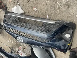 Complete Front Bumper Rav4 2018 Se
