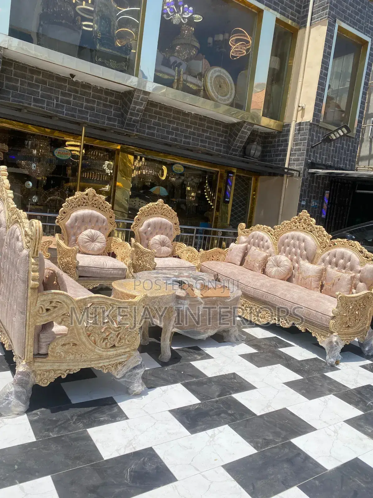 Royal Luxury Couch
