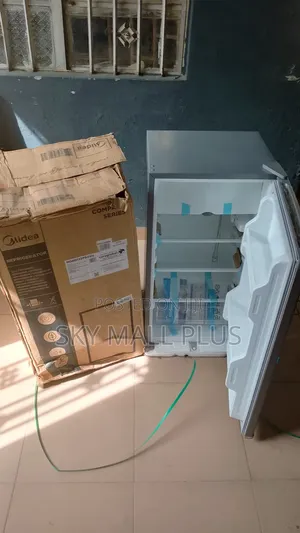 Midea Fridge – Keeps Food Fresh Longer