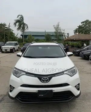 Toyota RAV4 2013 White