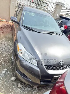 Toyota Matrix 2010 Gray