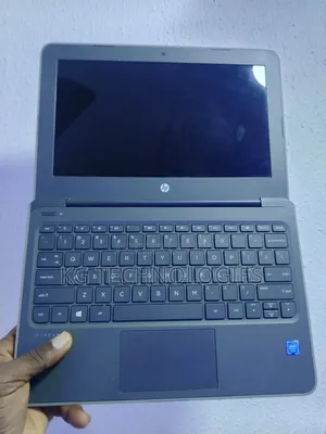 Laptop HP Stream 11 Pro G4 EE 4GB Intel Pentium SSD 128GB