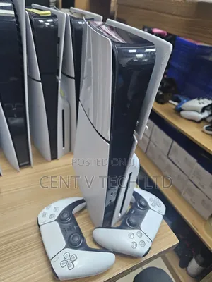 Playstation 5 Console With Fc26 Game and 2pads