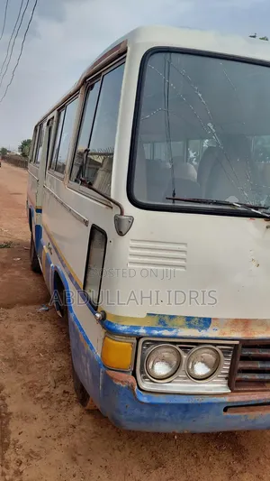 Toyota Coaster 1998 White
