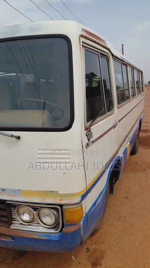 Toyota Coaster 1998 White