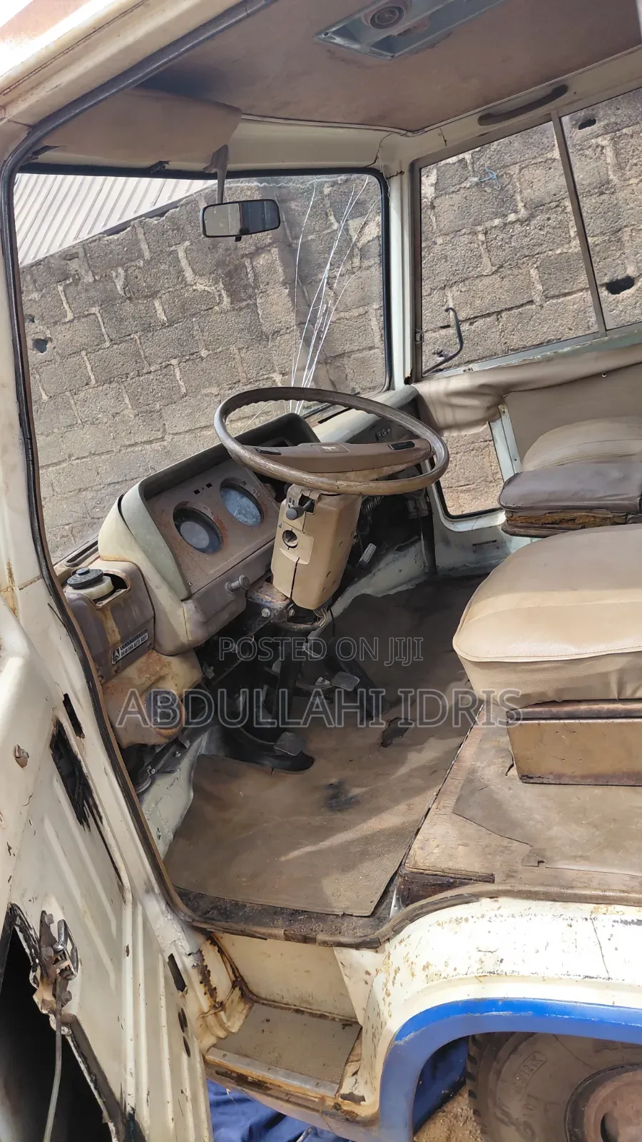 Toyota Coaster 1998 White