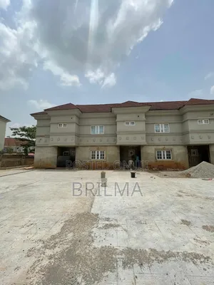 4bdrm Duplex in Life Camp for rent