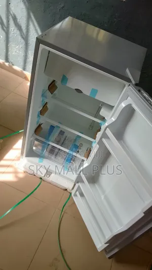 Midea Refrigerator – Suitable for Singles