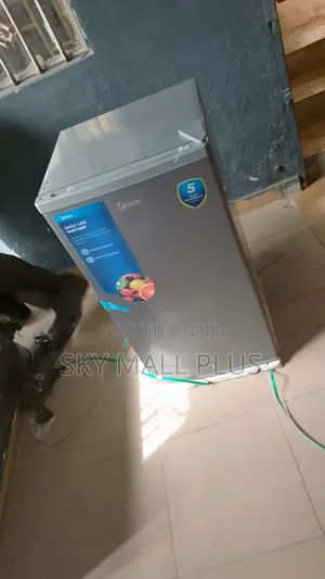 Midea Fridge – Smart Kitchen Essential