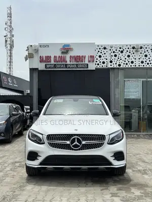 Mercedes-Benz GLC-Class 2019 White