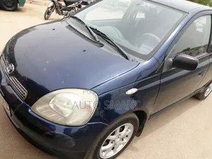 Toyota Yaris 2004 Blue