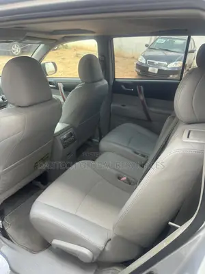 Toyota Highlander 2008 Silver