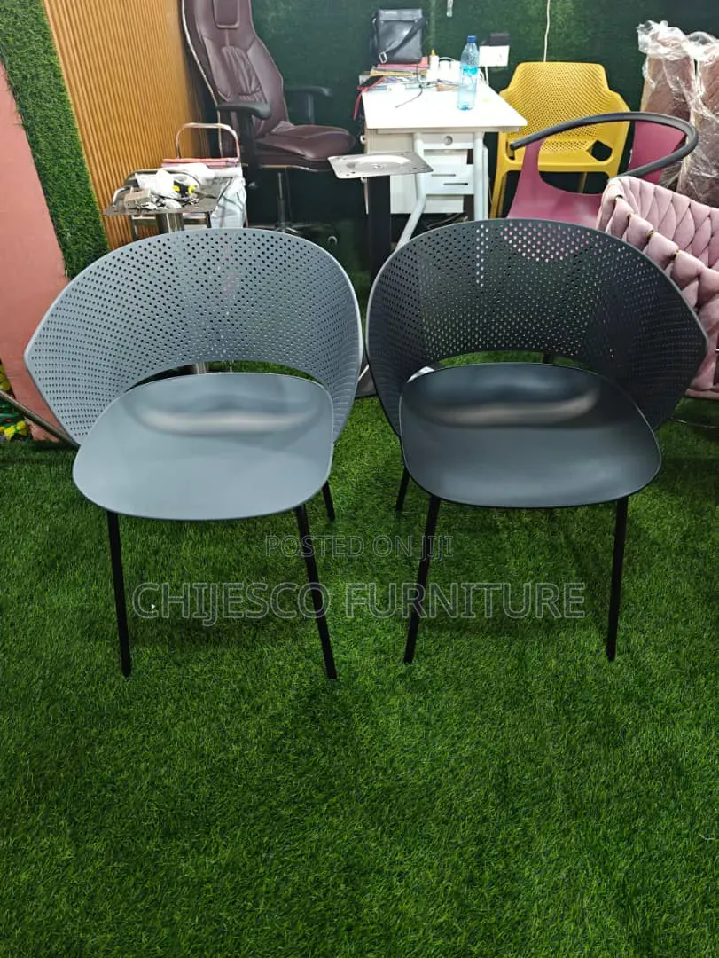 High Quality Restaurant Plastic Chairs