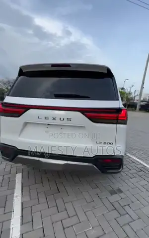 Lexus LX 600 2024 White