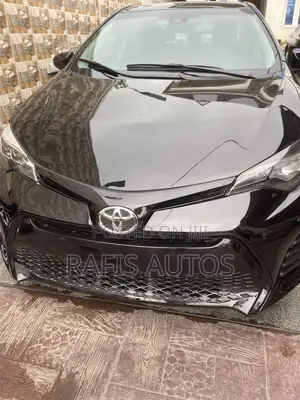 Toyota Corolla XLE 4dr Sedan (1.8L 4cyl CVT) 2017 Black