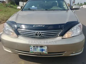 Toyota Camry 2005 Gold