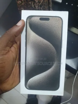New Apple iPhone 15 Pro Max 256 GB Black
