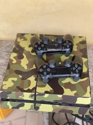 Play Station 4