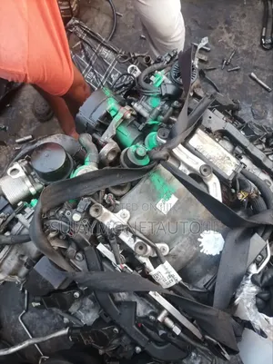 Mercedes Benz 164,272 Engine Modified as V6 Engine