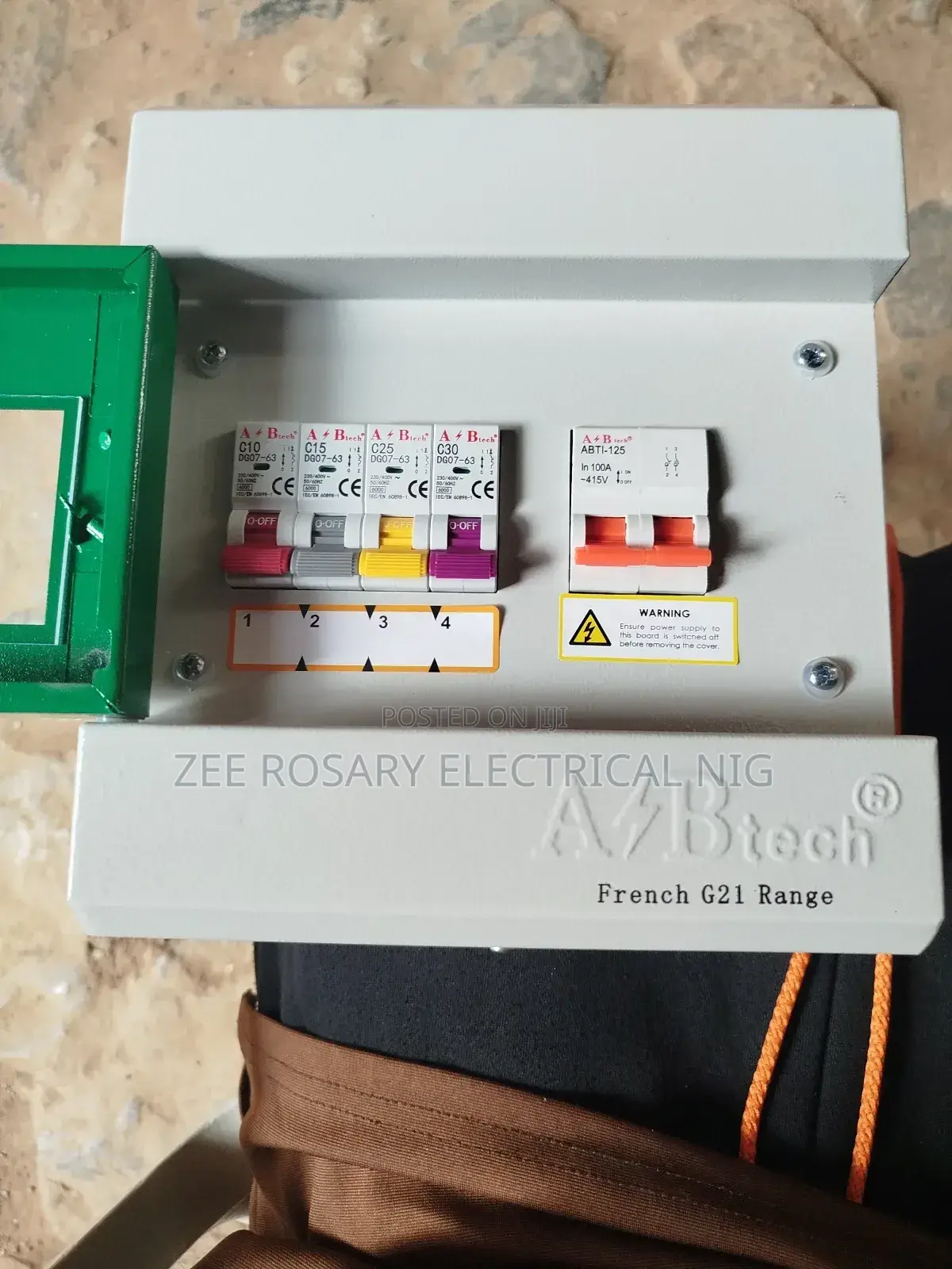 Distribution Board D4 Single Phase a B Tech G21 French Range
