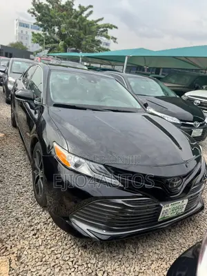 Toyota Camry XLE (2.5L 4cyl 8A) 2019 Black
