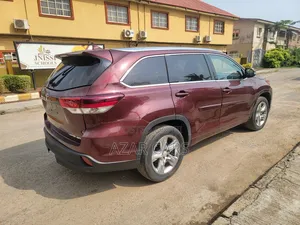 Toyota Highlander Limited 4x4 V6 (3.5L 6cyl 8A) 2017 Burgundy
