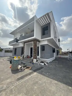 5bdrm Duplex in Legacy, Akobo for sale