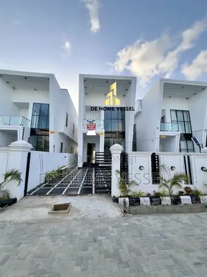 5bdrm Duplex in Ajah for sale