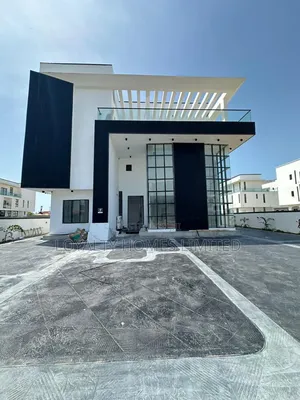 7bdrm House in Ikate for sale