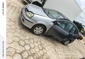 Nissan Almera Tino 2004 Silver