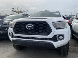Toyota Tacoma TRD Off Road Double Cab 6' Bed V6 AT 2023 White